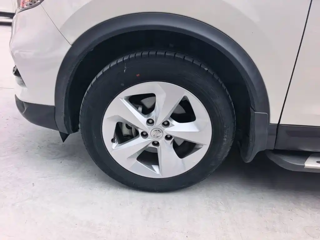 Nissan Qashqai — миниатюра 23