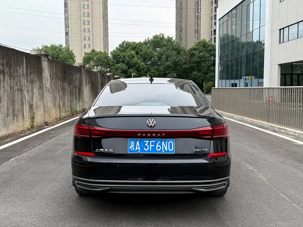 Volkswagen Passat — миниатюра 8