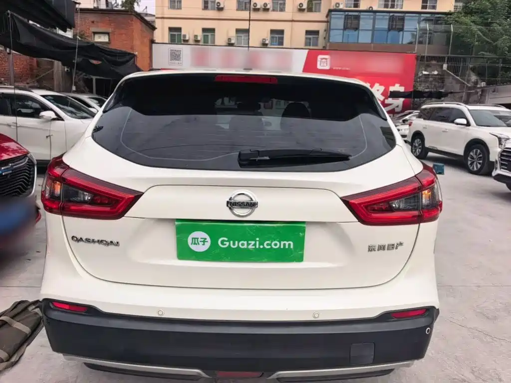 Nissan Qashqai — миниатюра 6