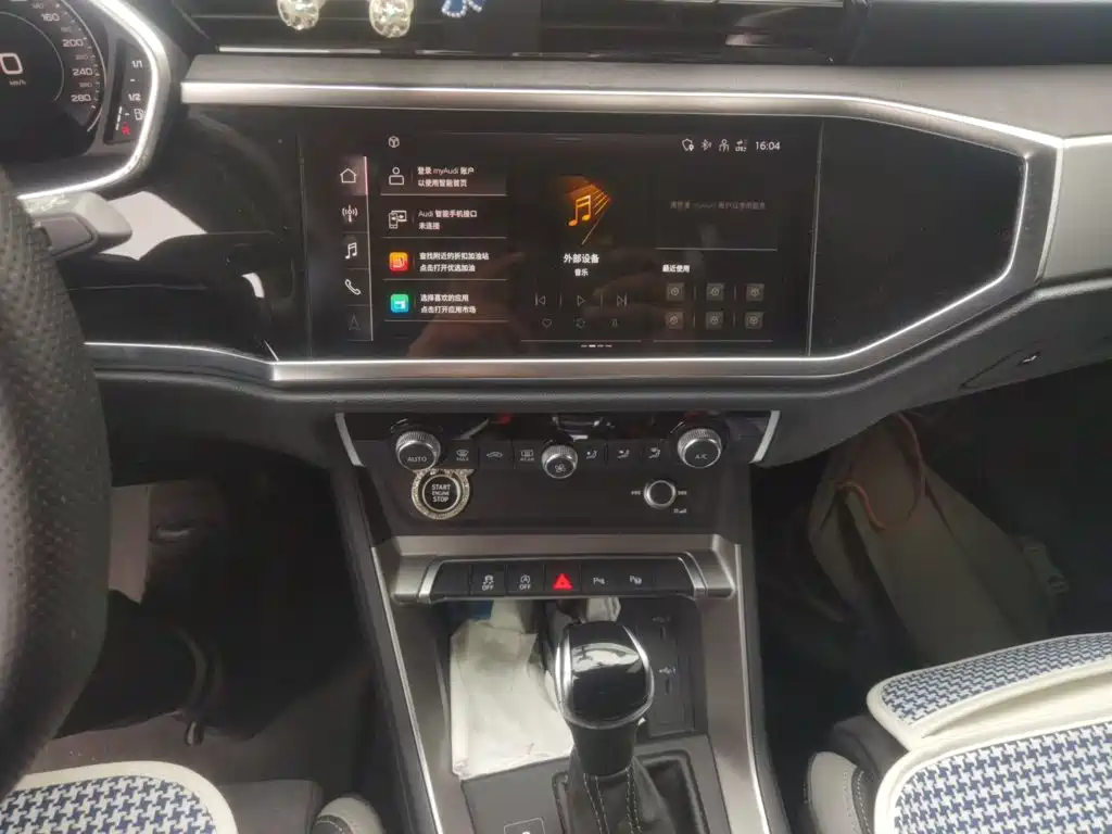 Audi Q3 — миниатюра 9