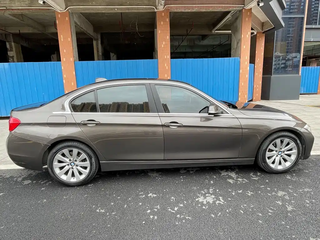BMW 3 Series — миниатюра 5