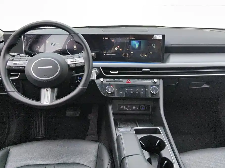 Hyundai Sonata — миниатюра 12