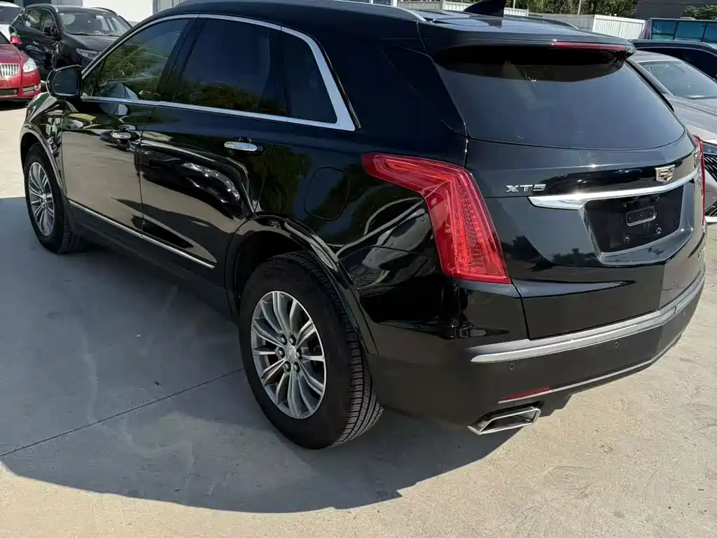 Cadillac XT5 — миниатюра 9