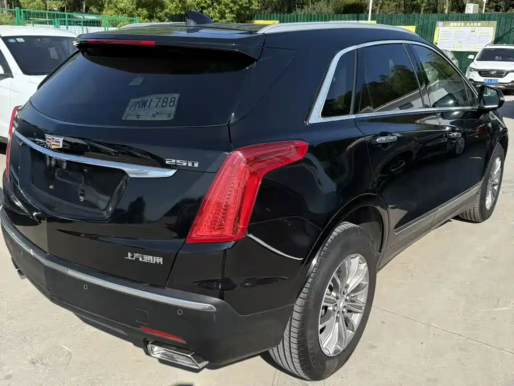 Cadillac XT5 — миниатюра 7