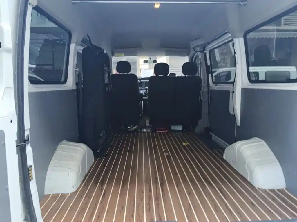 MAXUS V80 — миниатюра 15