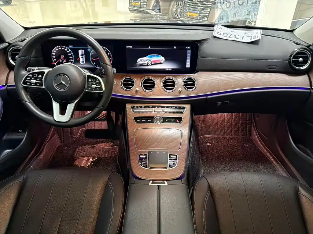 MERCEDES-BENZ E CLASS