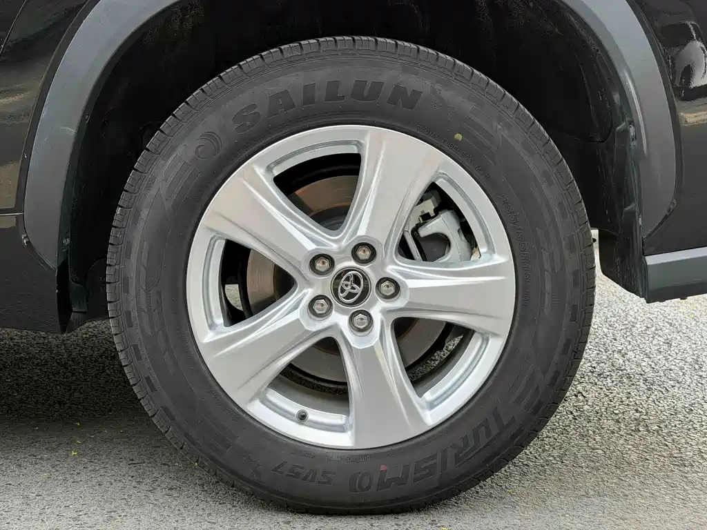 Toyota Highlander — миниатюра 14