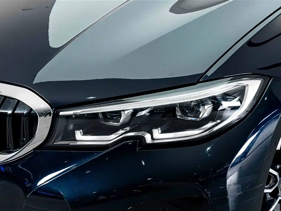 BMW 3 Series — миниатюра 4