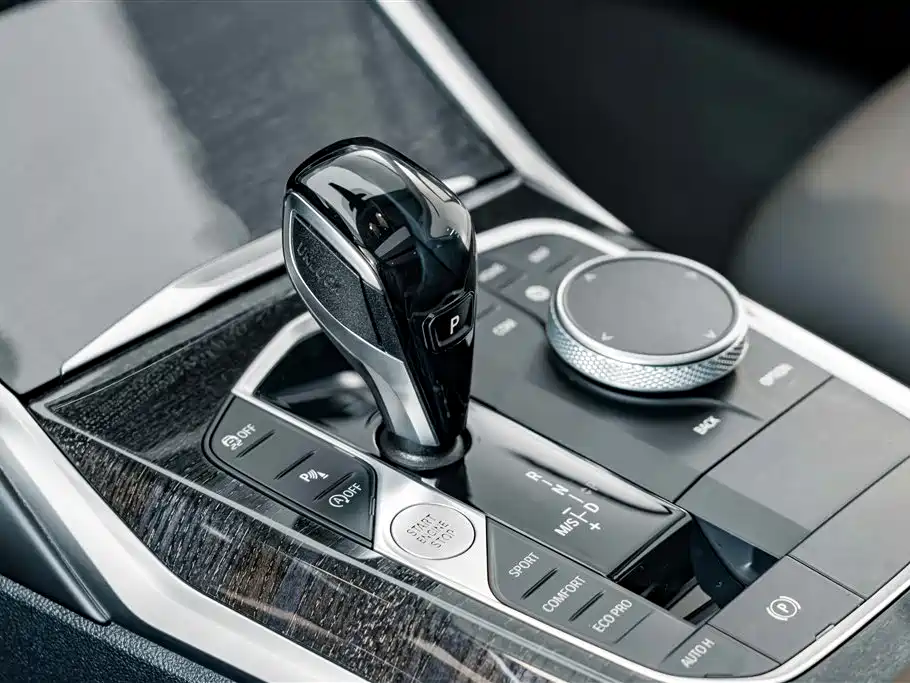 BMW 3 Series — миниатюра 14