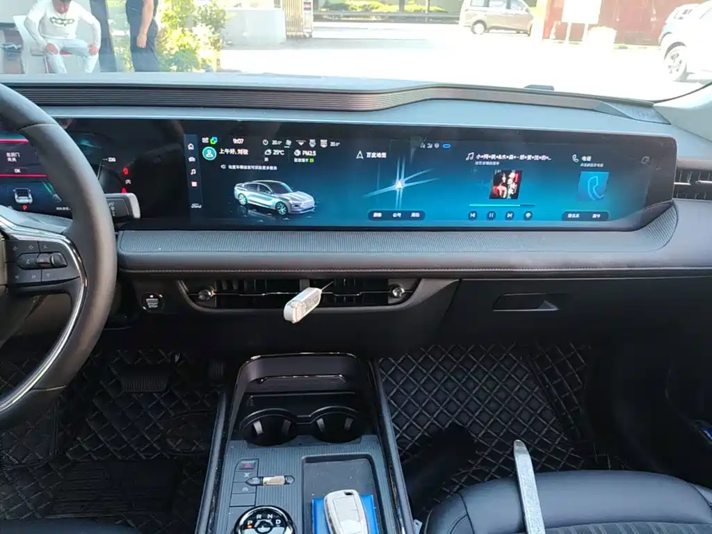 Ford Mondeo — миниатюра 13
