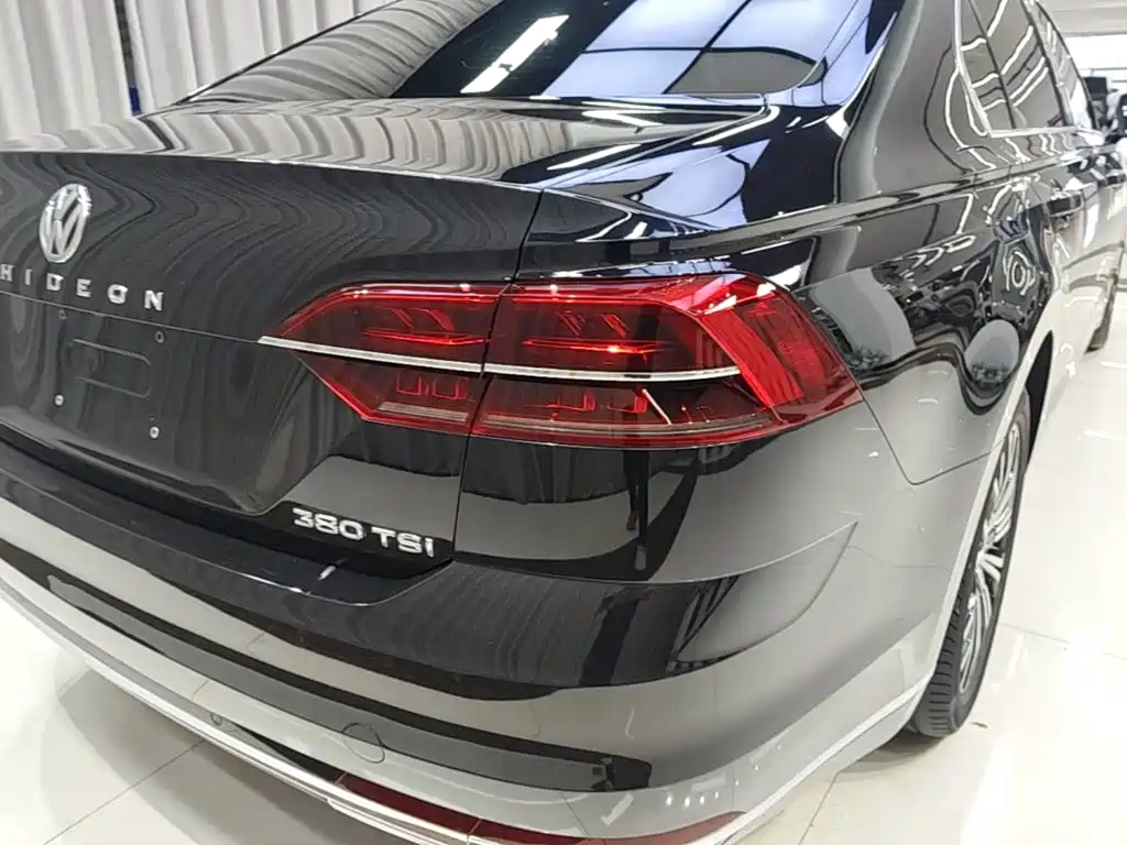 Volkswagen Phideon — миниатюра 8