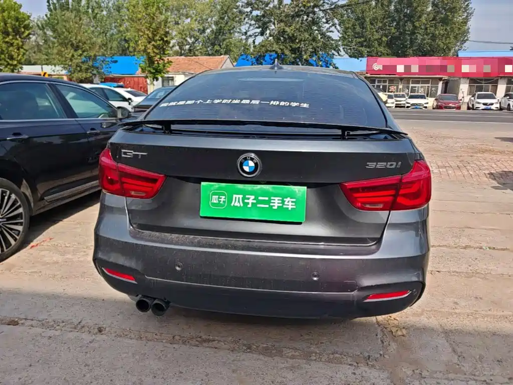 BMW 3 Series GT — миниатюра 6
