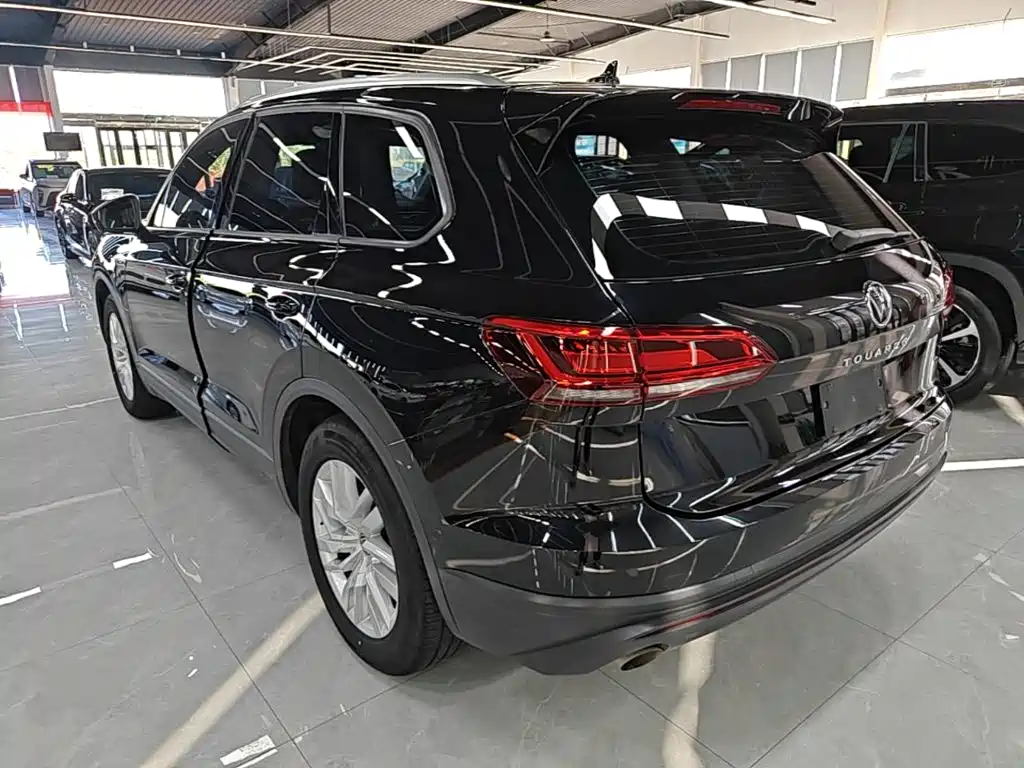 Volkswagen Touareg — миниатюра 5