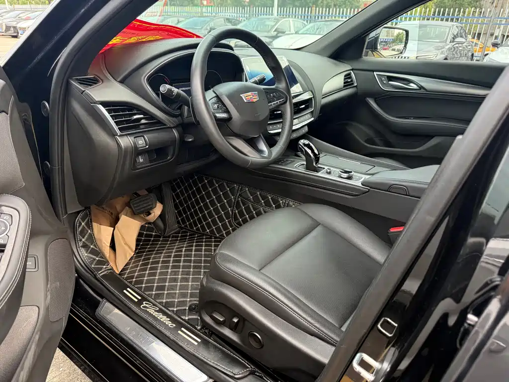 Cadillac CT5 — миниатюра 8