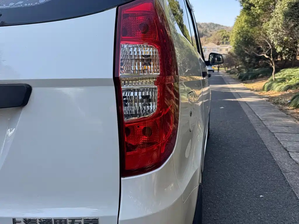 WULING WULING HONGGUANG