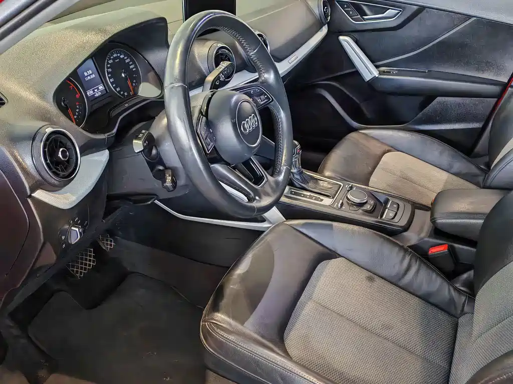 Audi Q2L — миниатюра 3