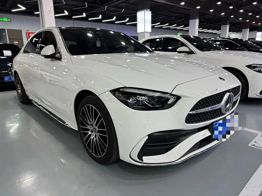 Mercedes-Benz C-Class — миниатюра 18