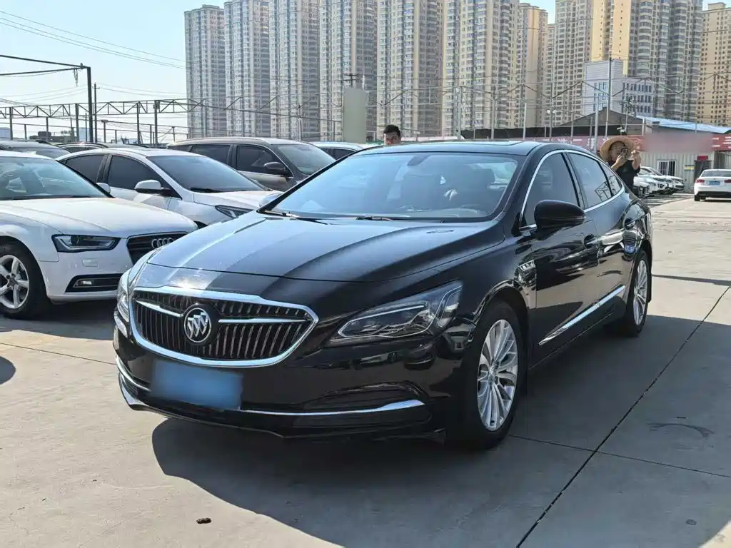 Buick LaCrosse — миниатюра 2