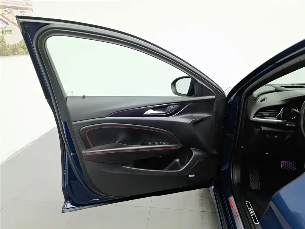 Buick Regal 2017 GS 28T Luxury