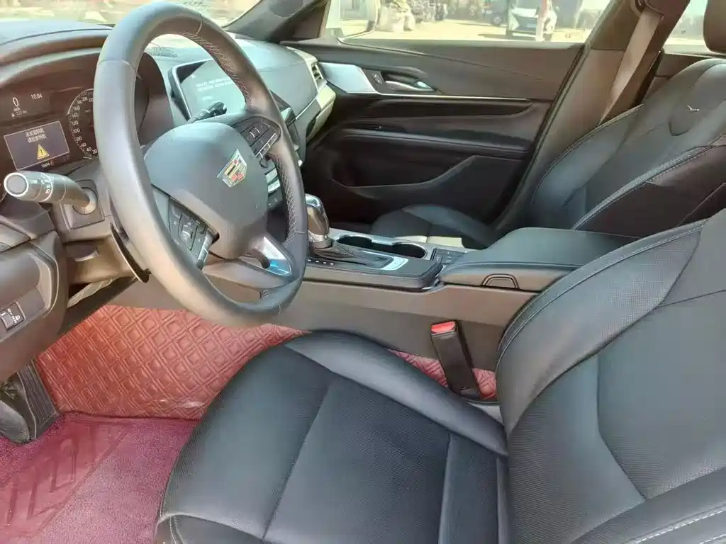 Cadillac CT4 — миниатюра 5