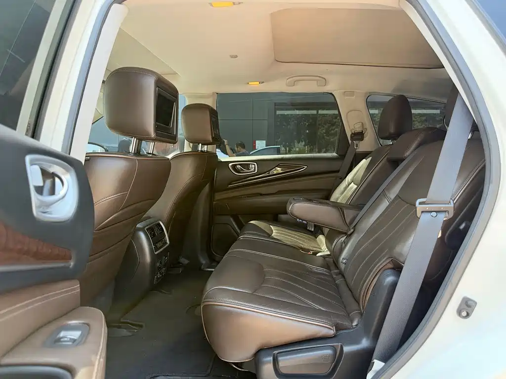 Infiniti QX60 (Import) — миниатюра 5