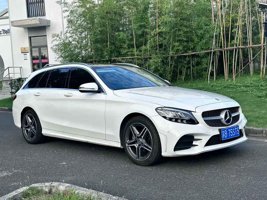 Mercedes-Benz C-Class (Import) — миниатюра 3