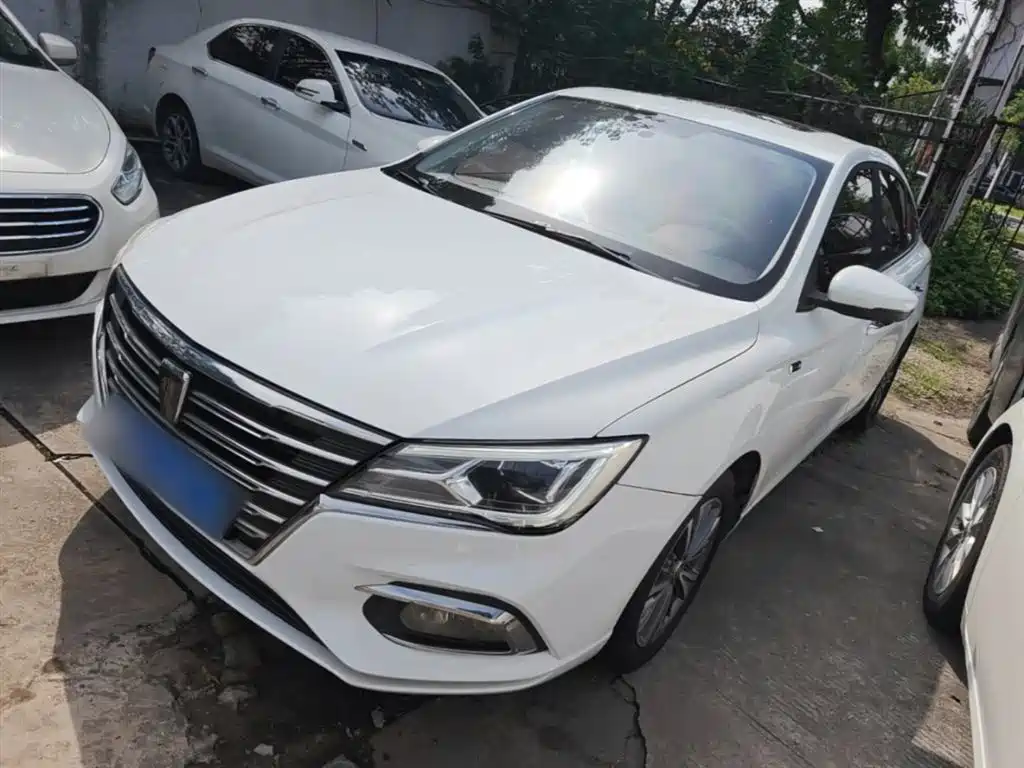 Roewe i5 2019