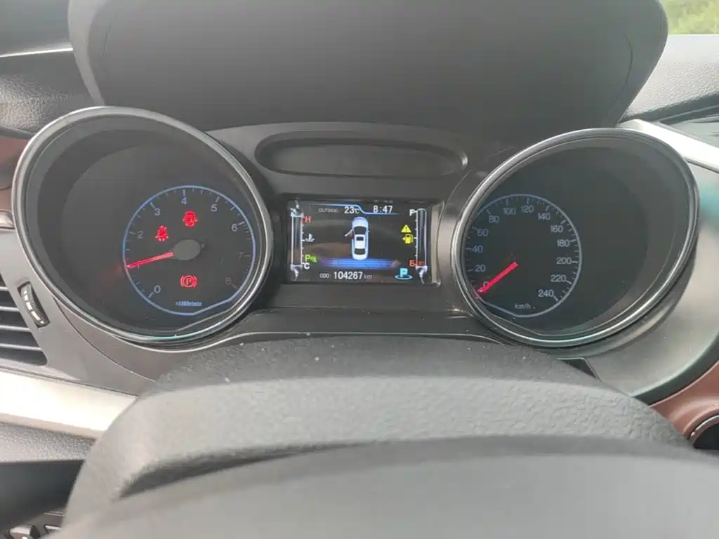 BYD G5 — миниатюра 12