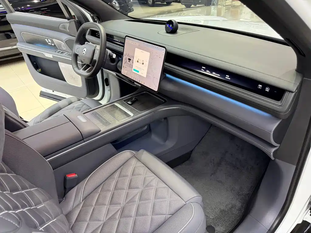 NIO ES8 — миниатюра 6