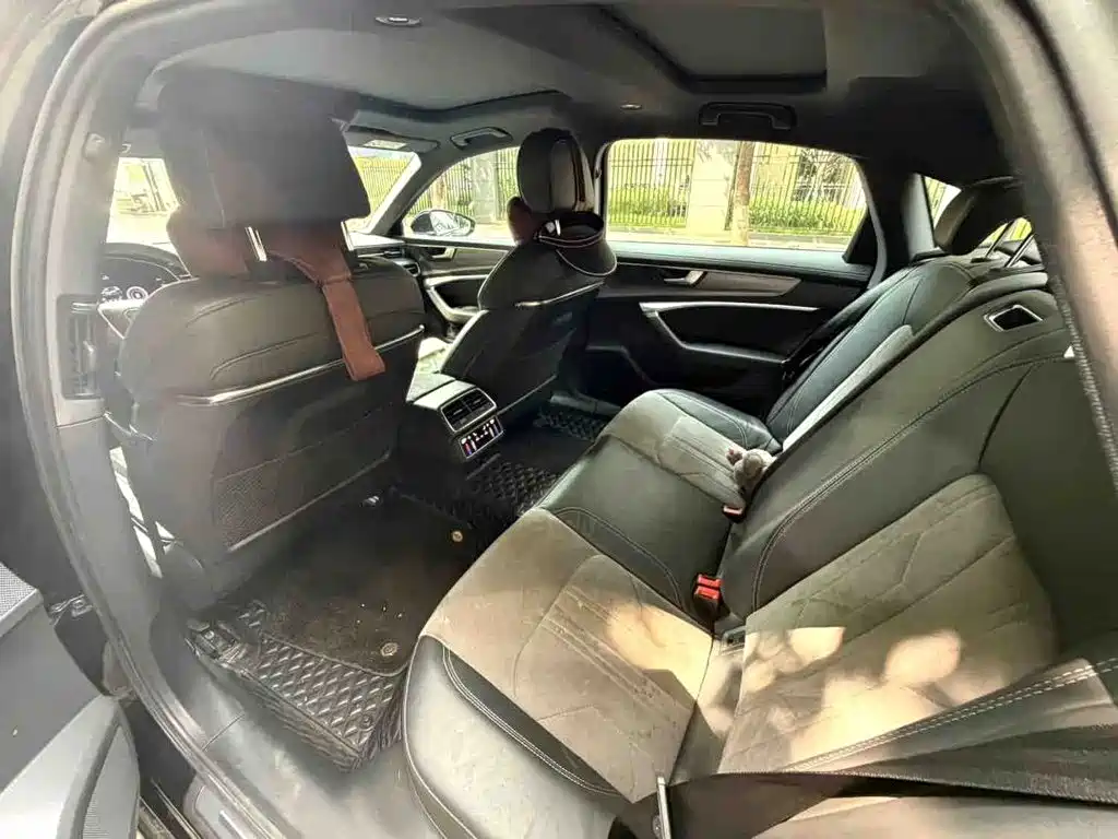 Audi A6L — миниатюра 6