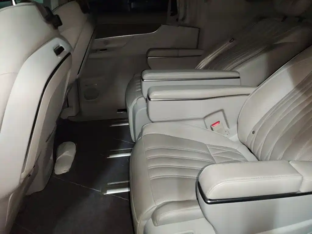 Roewe iMAX8 — миниатюра 13