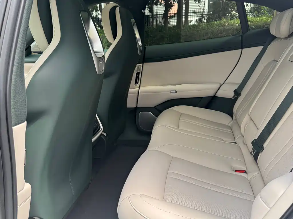 XIAOMI CAR XIAOMI YU7