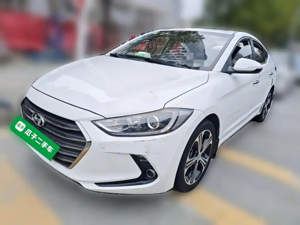 Hyundai Elantra — миниатюра 2