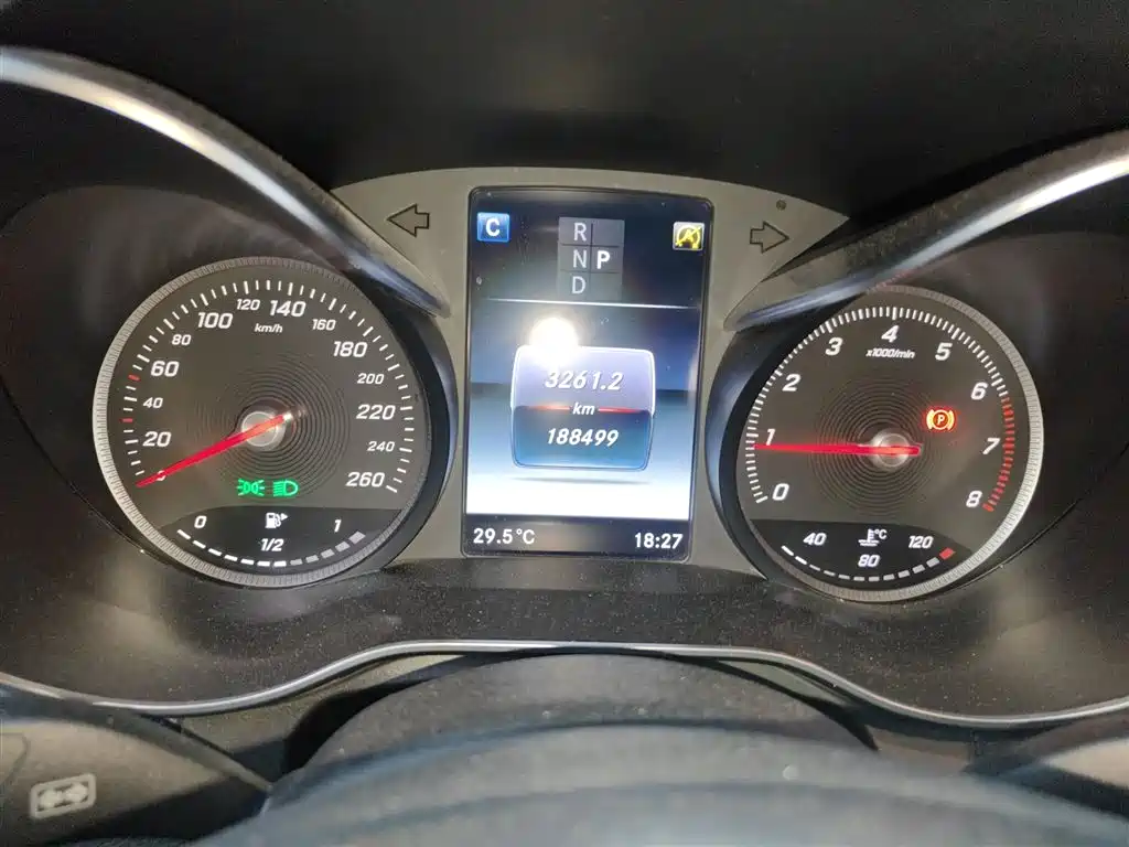 Mercedes-Benz GLC 2019 GLC 260 L 4MATIC Luxury