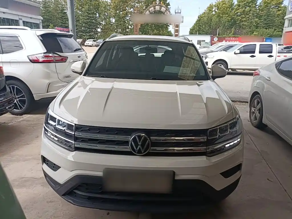 Volkswagen Tharu — миниатюра 3