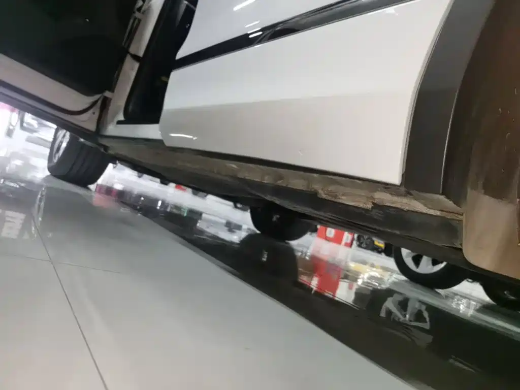 Volkswagen Tiguan L — миниатюра 22