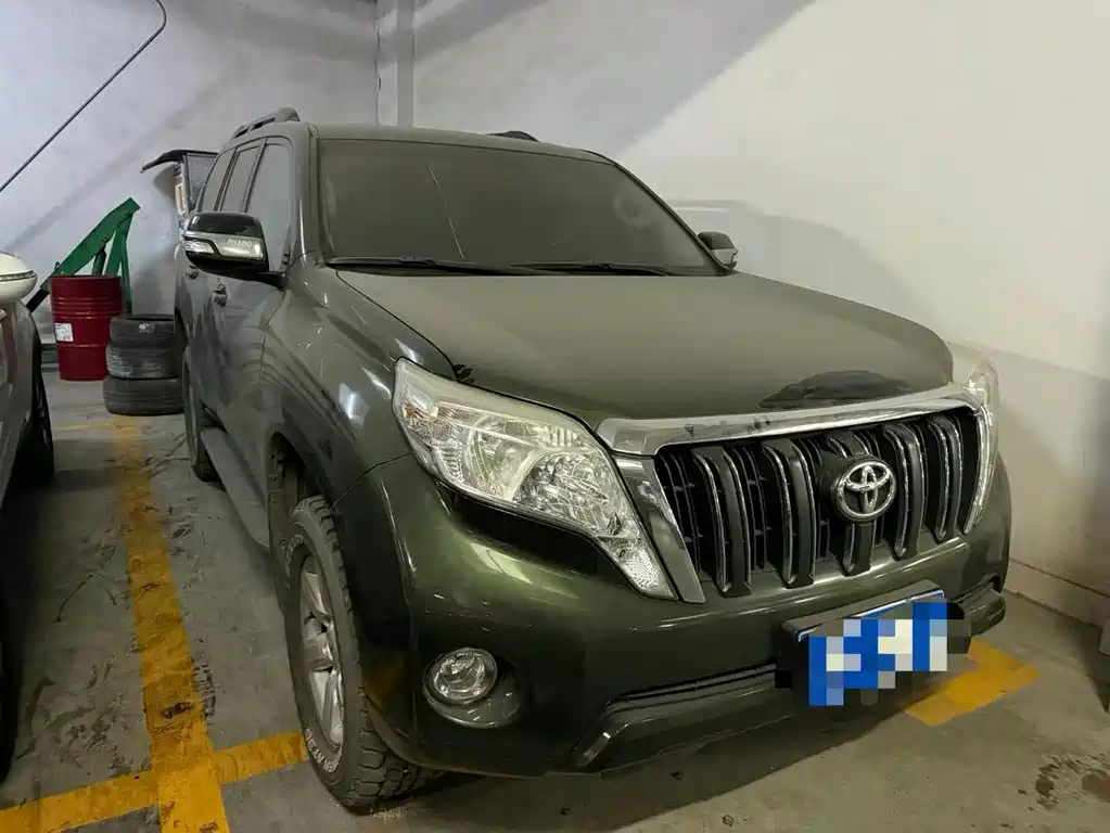 TOYOTA PRADO