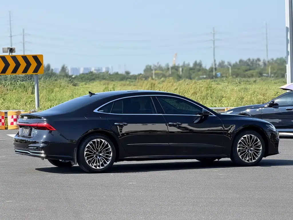 Audi A7L — миниатюра 17