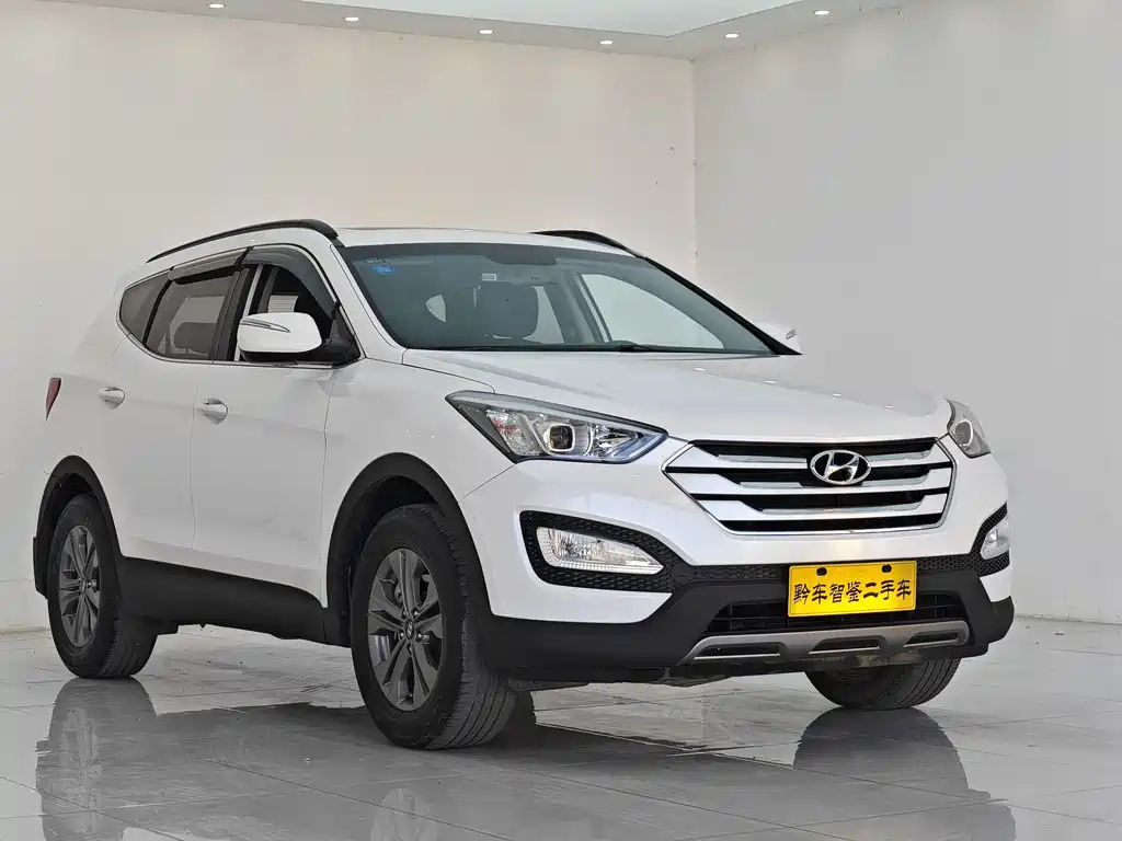 Hyundai Santa Fe — миниатюра 3