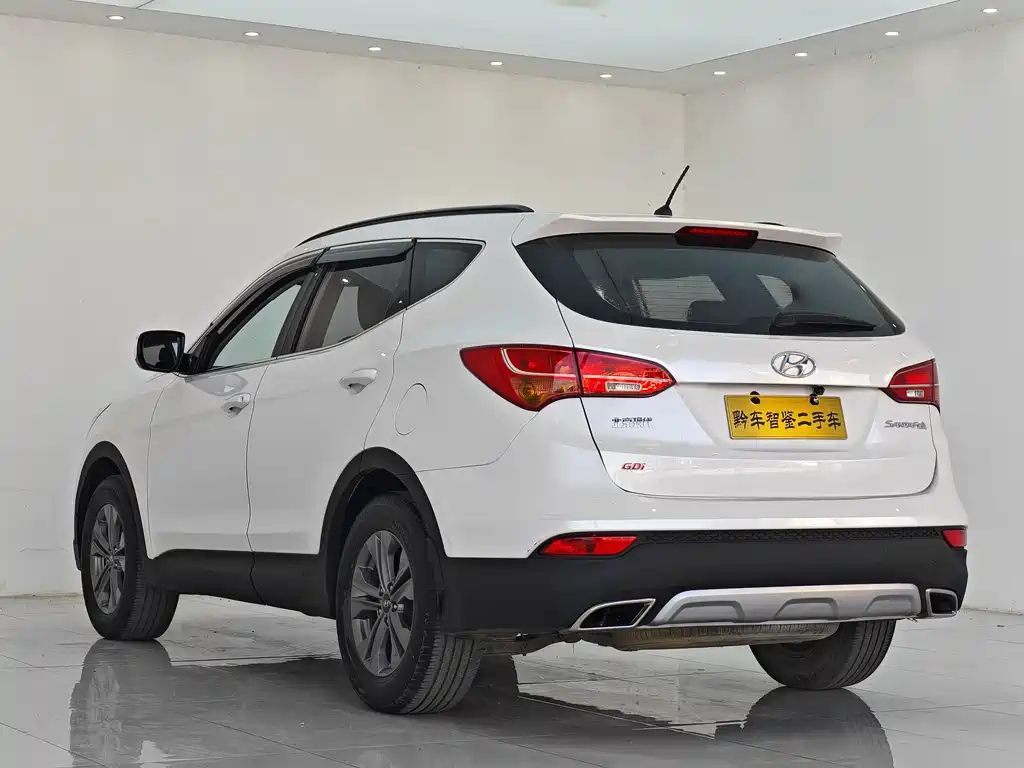 Hyundai Santa Fe — миниатюра 4