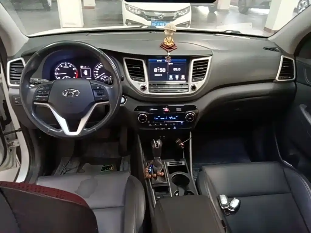 Hyundai Tucson — миниатюра 10