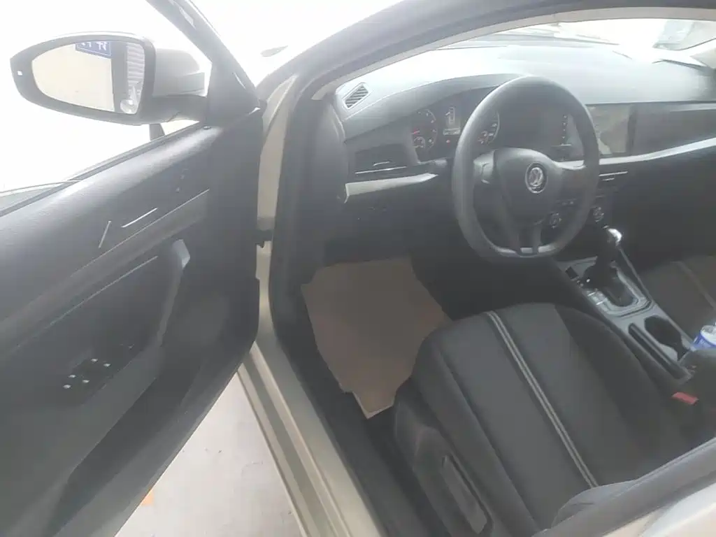 Volkswagen Lavida — миниатюра 16