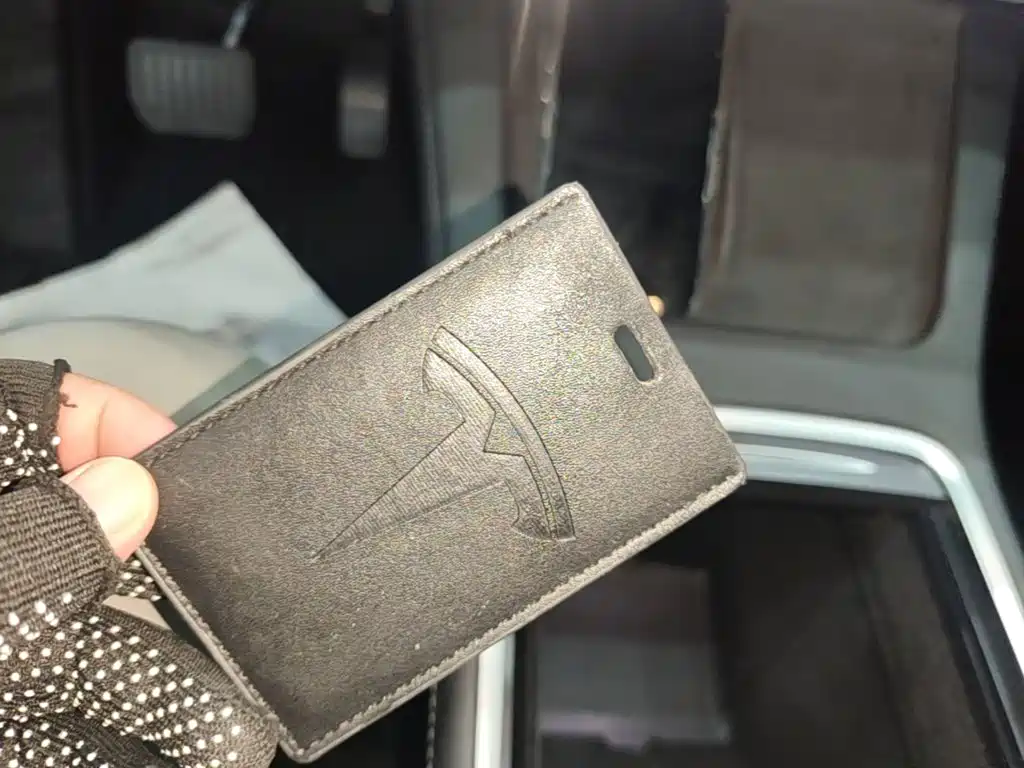 Tesla Model 3 — миниатюра 9