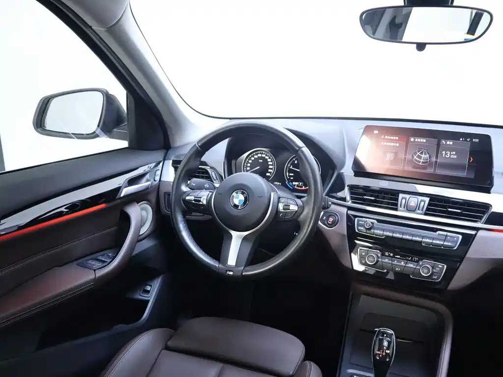 BMW X1 — миниатюра 14