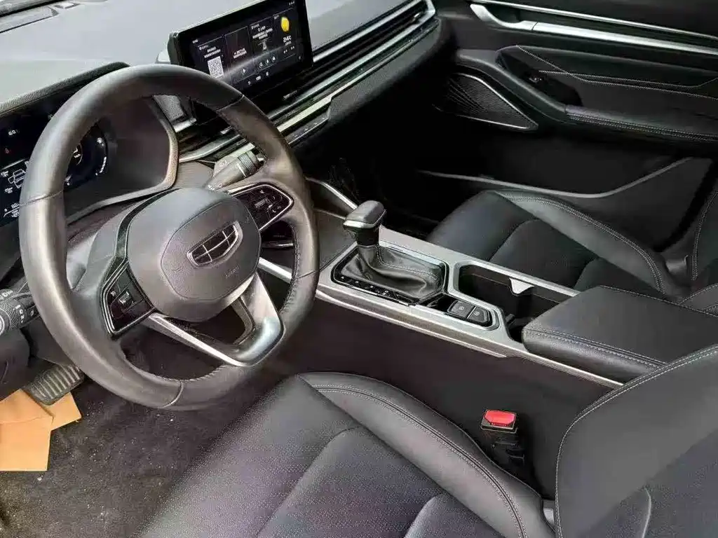 Geely Emgrand L — миниатюра 4