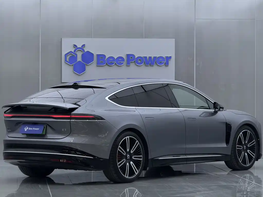 NIO ET9 2025 102kWh