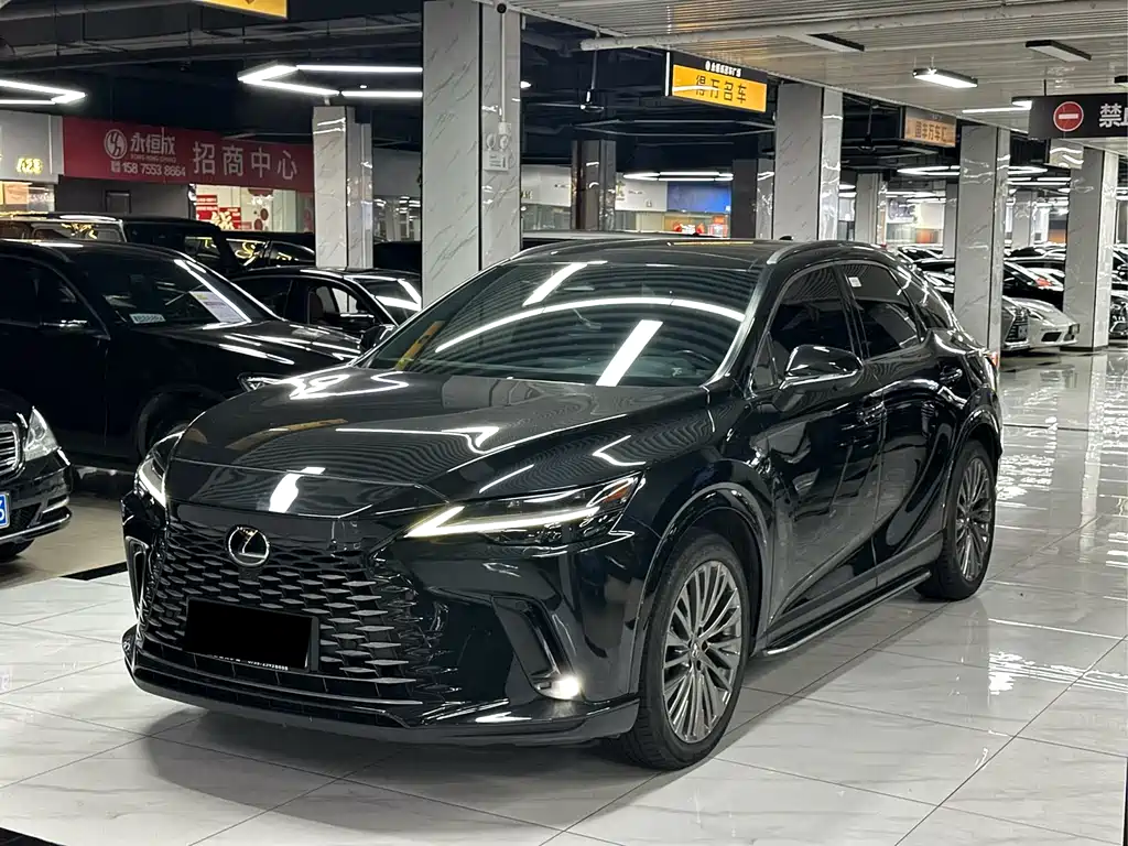 Lexus RX 2023