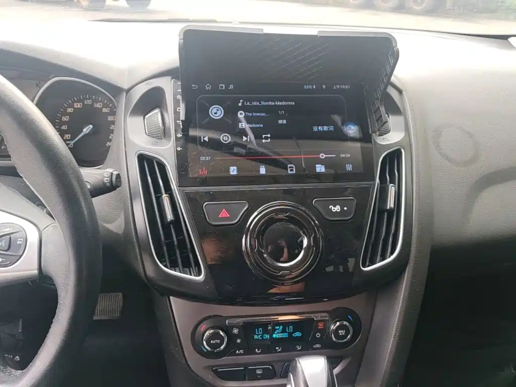 Ford Focus — миниатюра 13