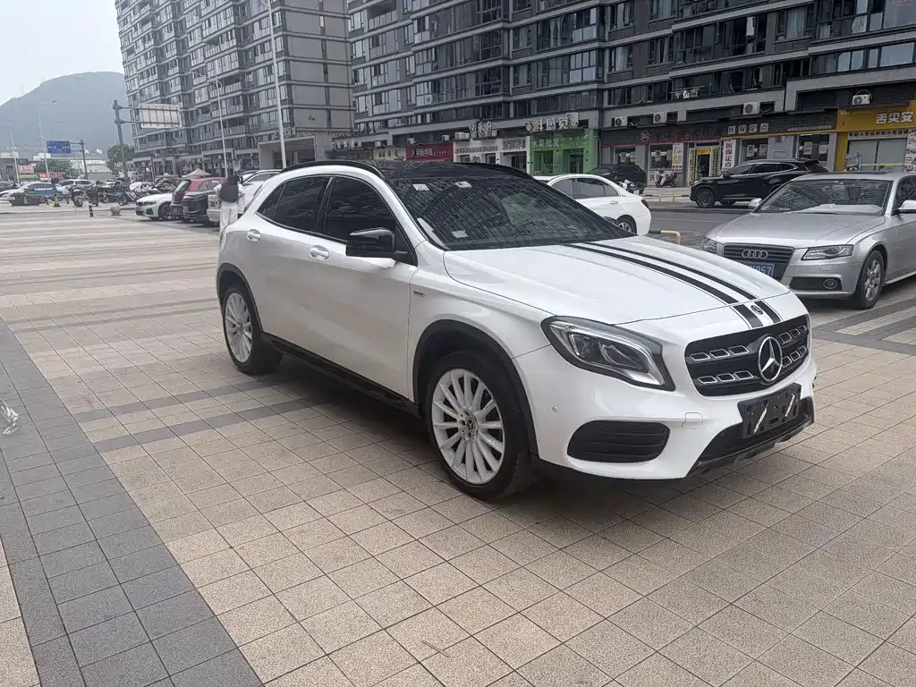 Mercedes-Benz GLA 2018