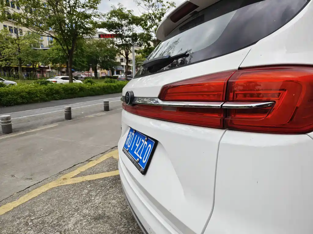 BYD Song — миниатюра 9
